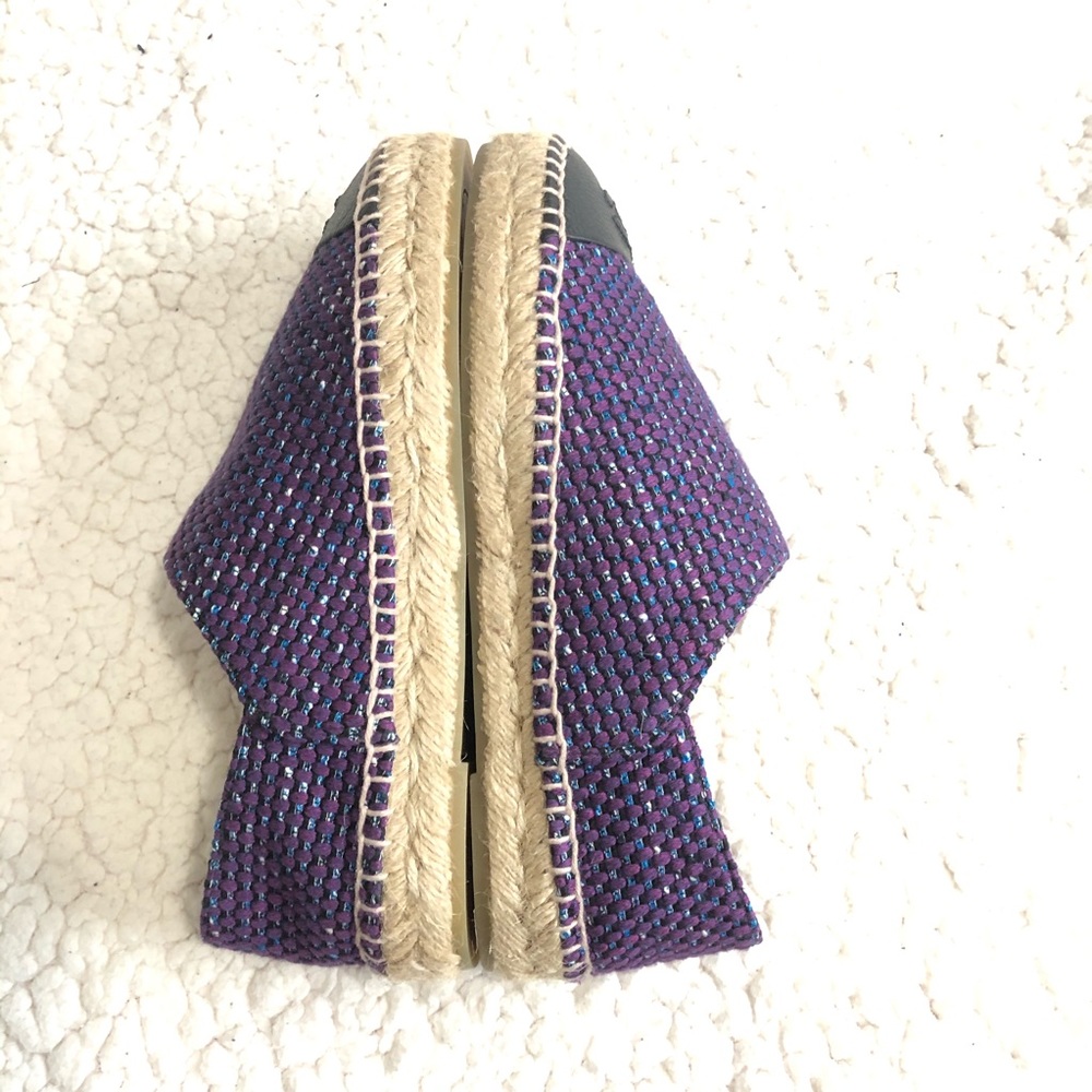 CHANEL Purple Tweed Espadrille Flats with Black Cap Toe and Jute Sole - Picture 3 of 16